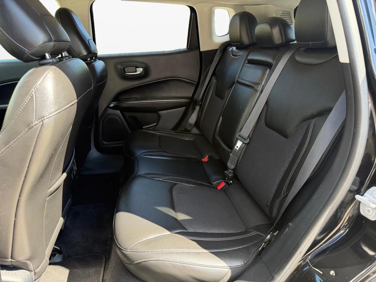 Jeep Compass photo 22