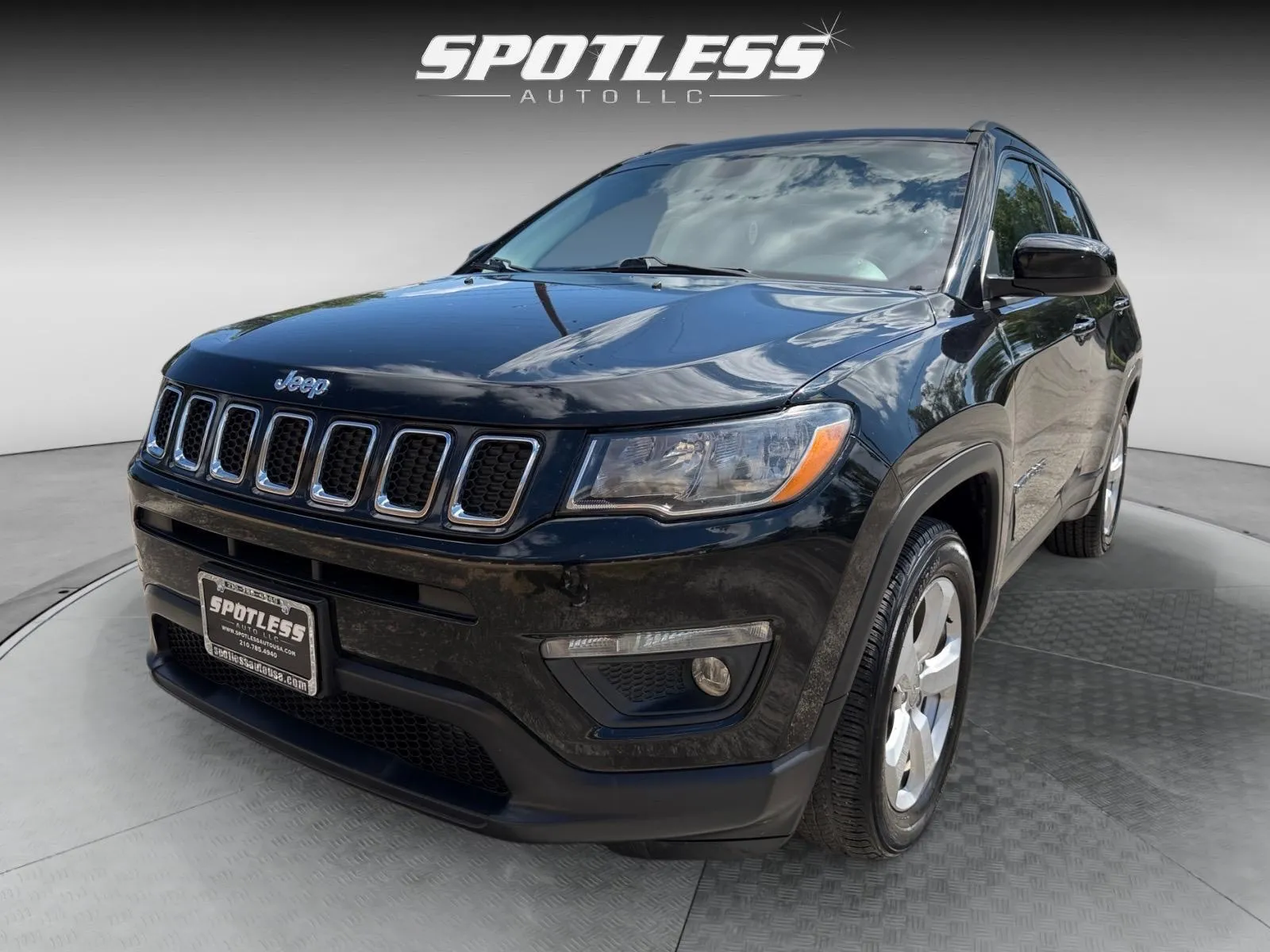 Jeep Compass photo 3