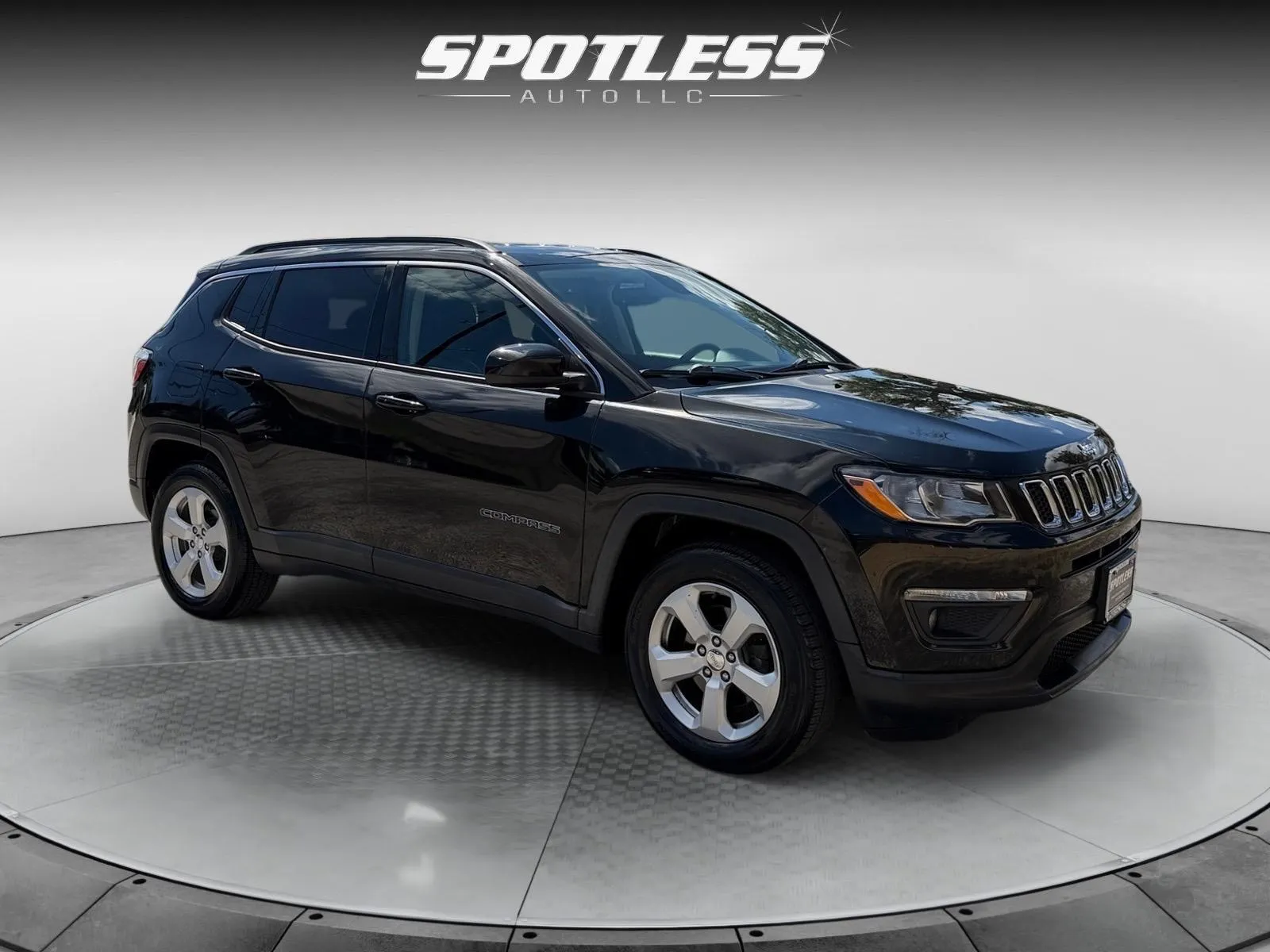 Jeep Compass photo 9