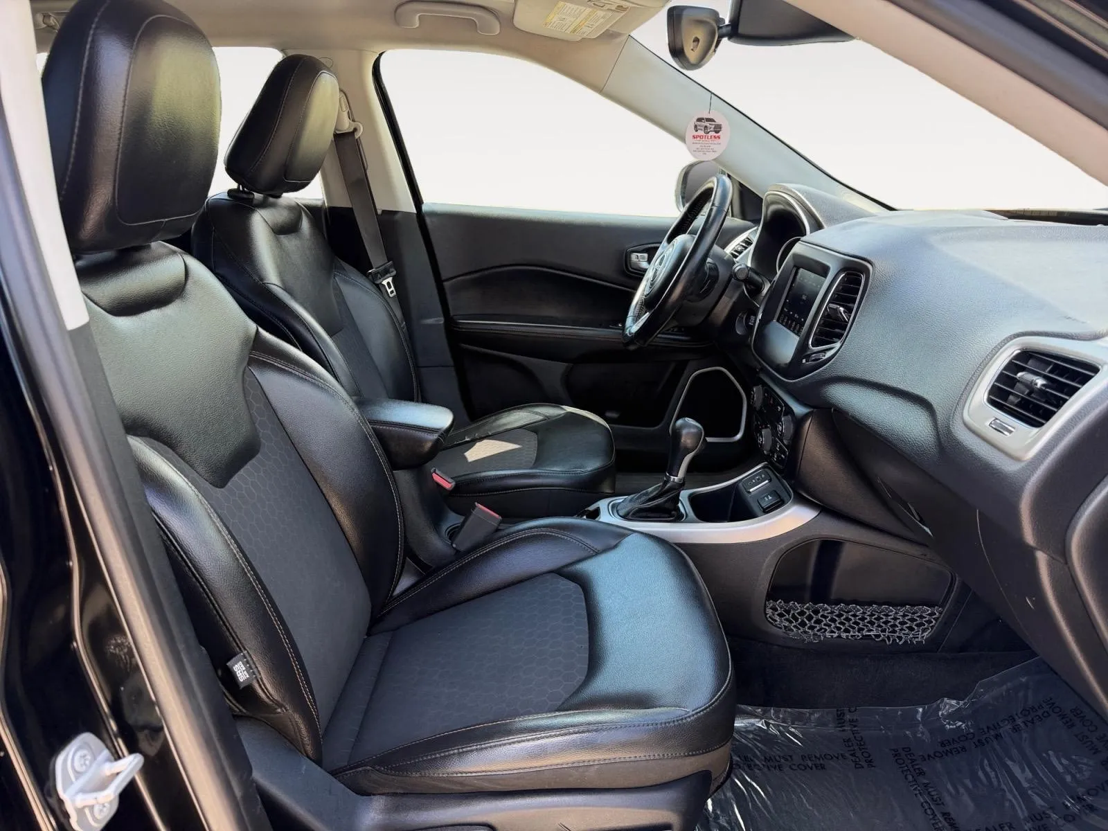 Jeep Compass photo 24