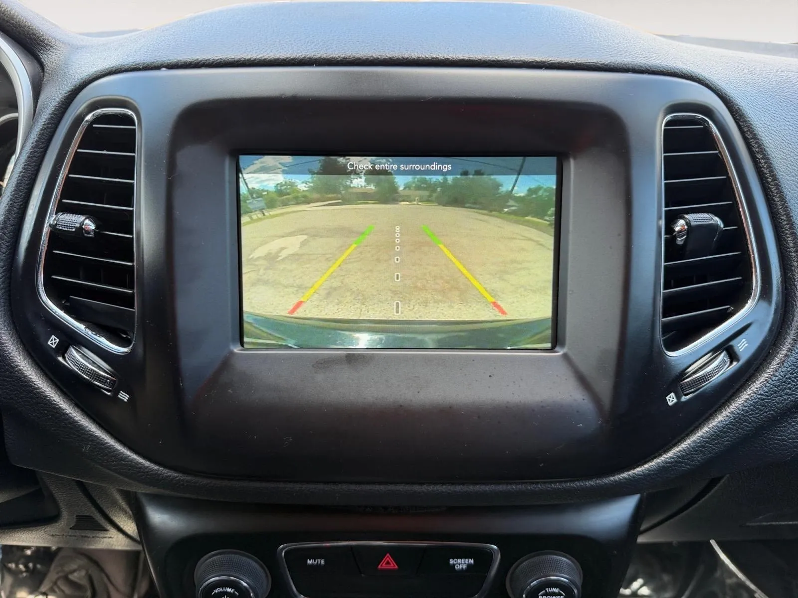 Jeep Compass photo 26
