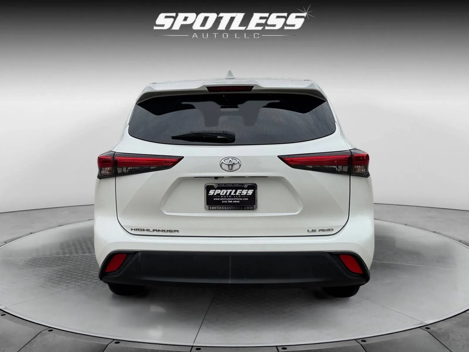 Toyota Highlander photo 6