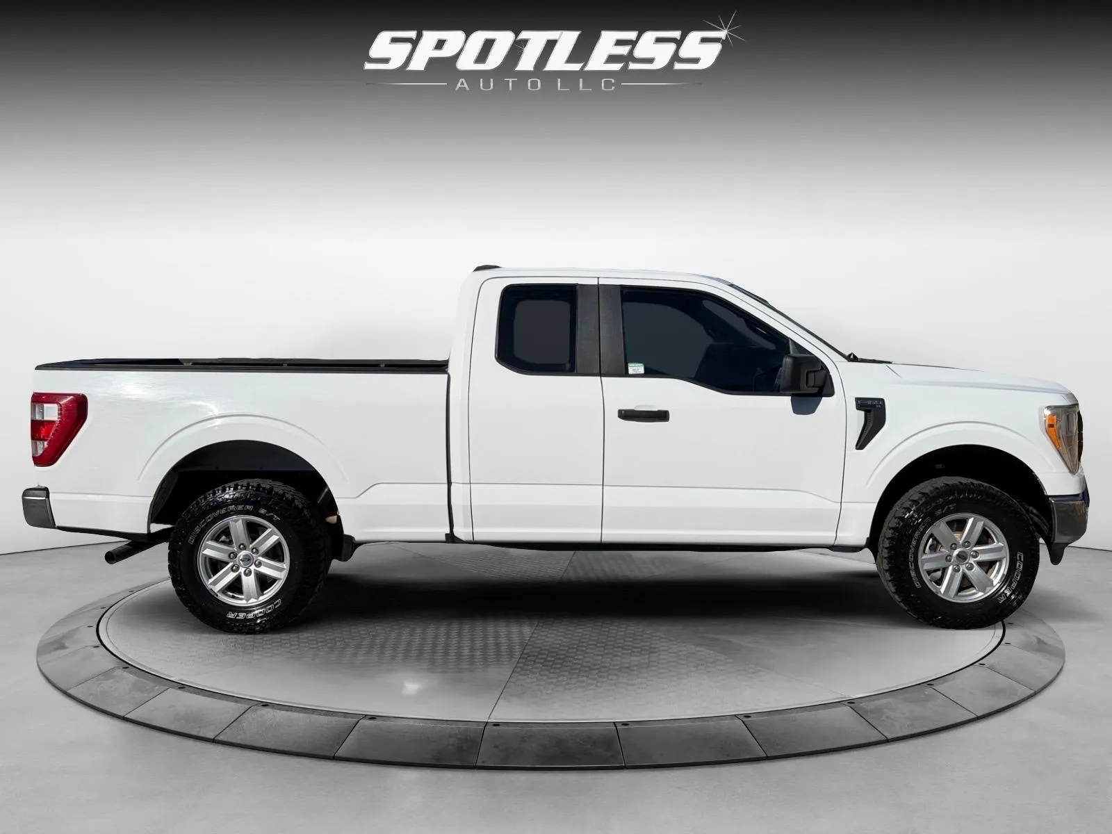 Ford F-150 photo 8