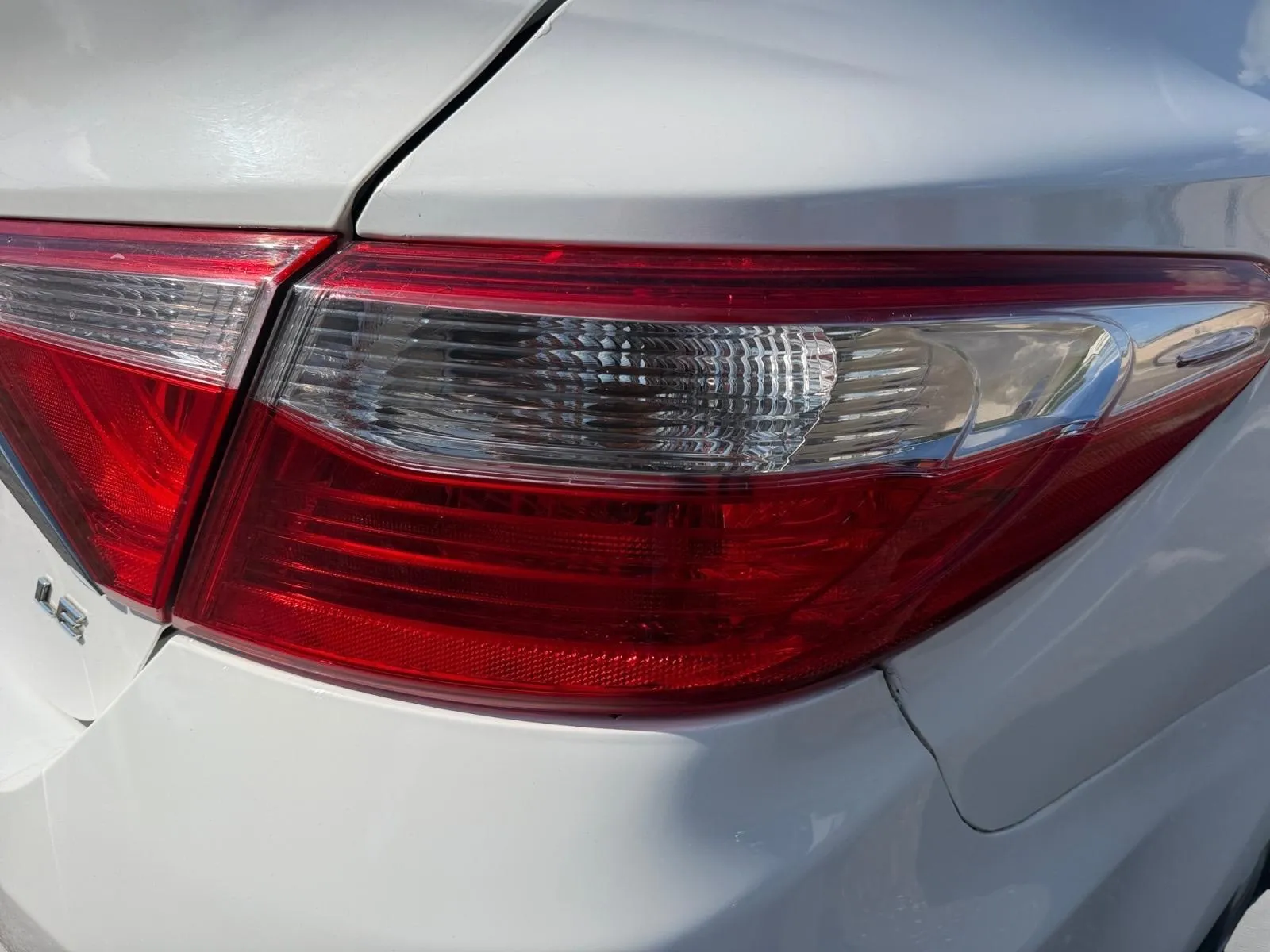 Toyota Camry photo 12