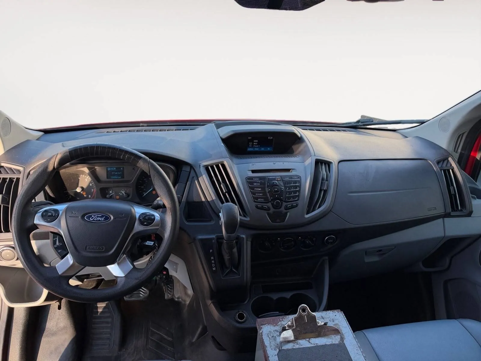 Ford Transit photo 20