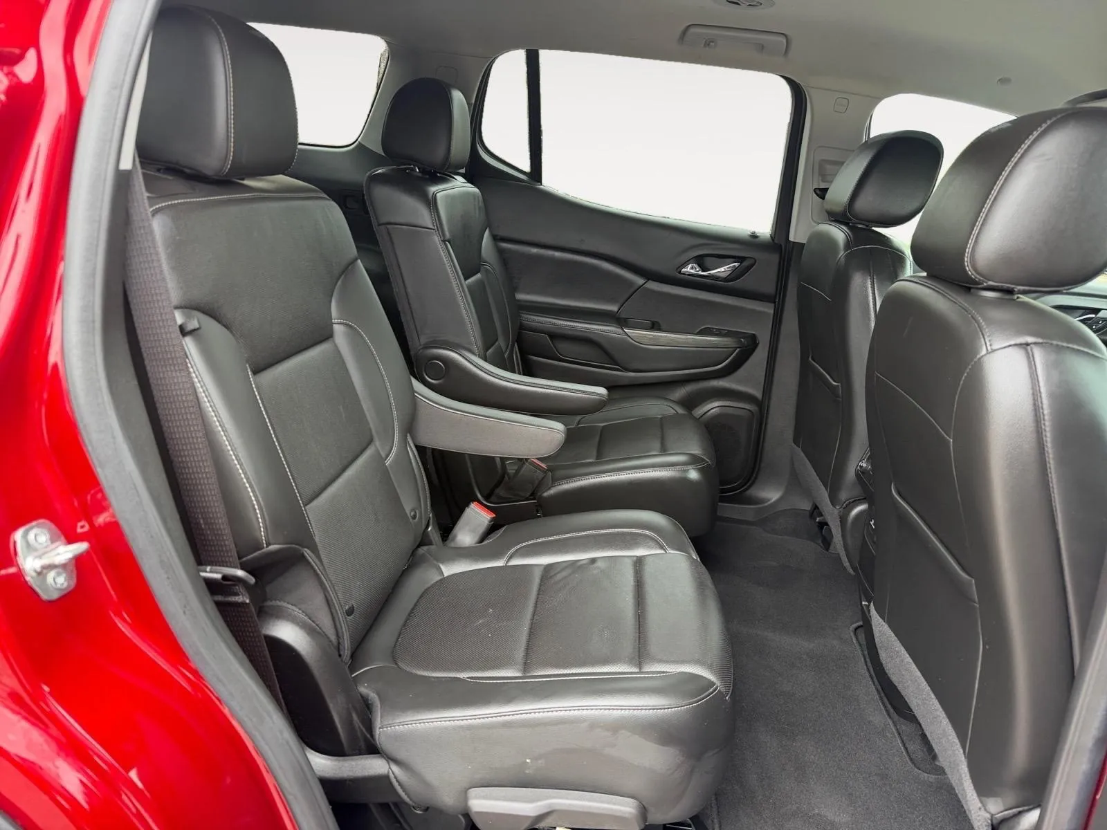 GMC Acadia photo 23