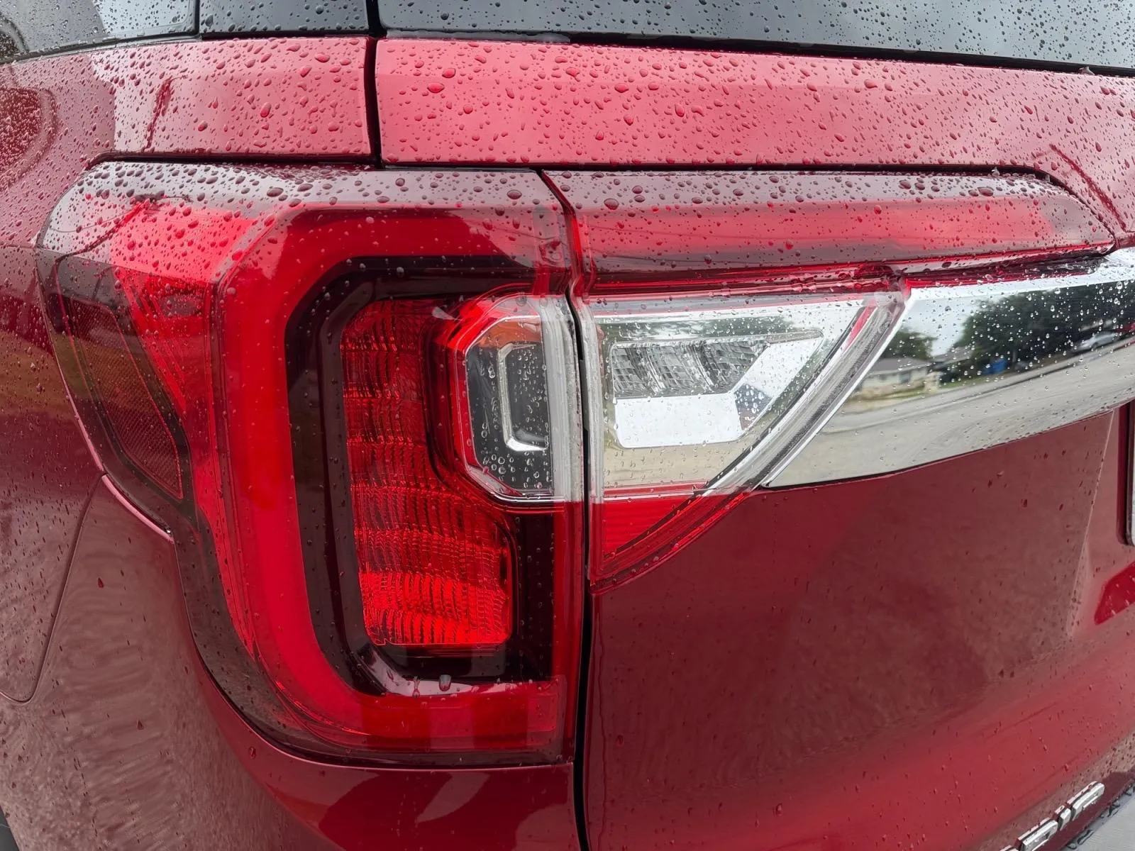 GMC Acadia photo 13