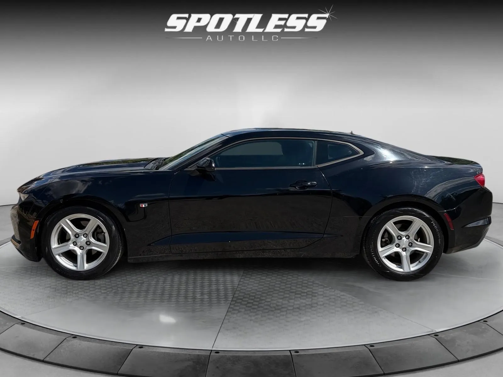 Chevrolet Camaro photo 4