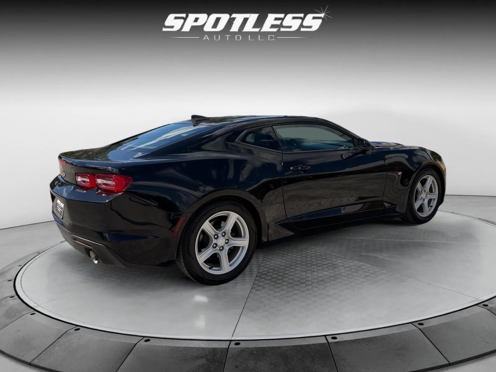 Chevrolet Camaro photo 7