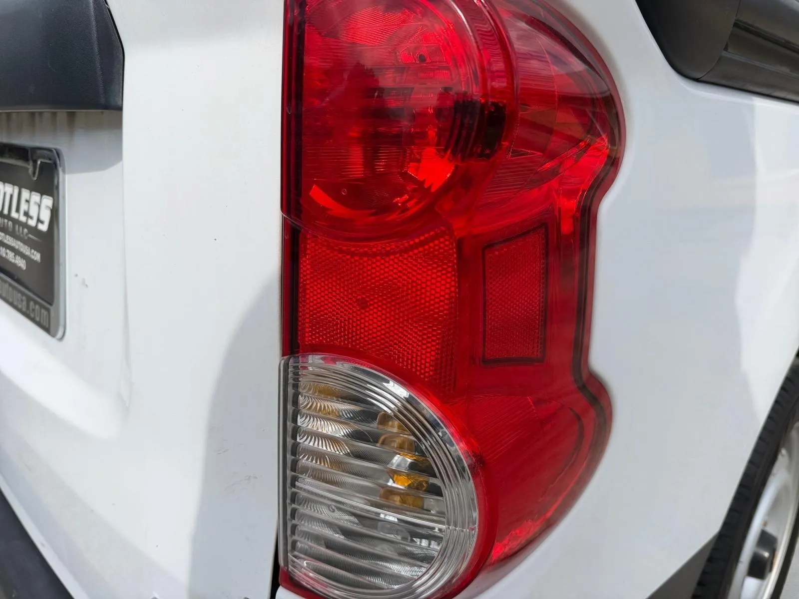 Chevrolet City Express photo 13