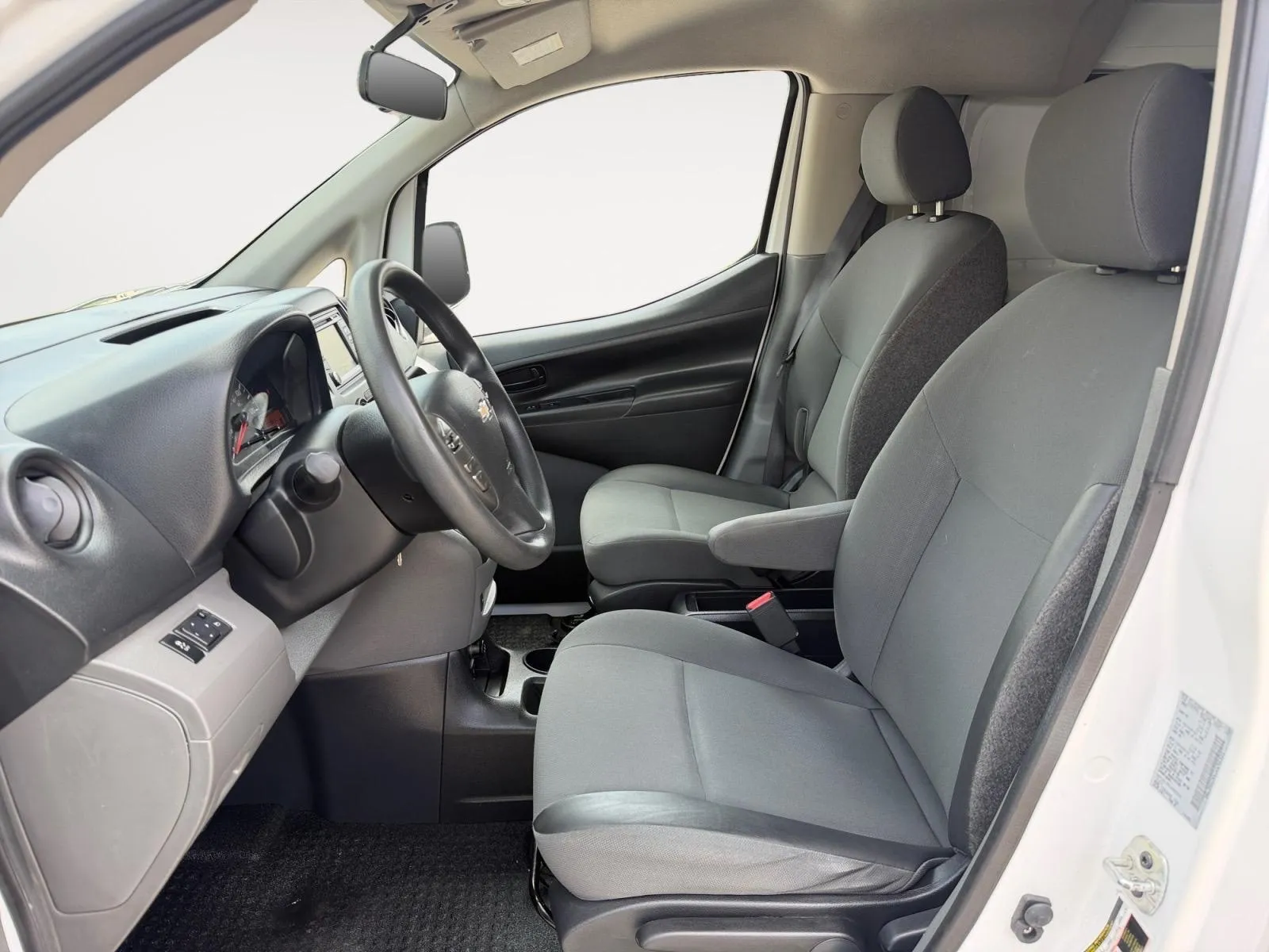 Chevrolet City Express photo 19