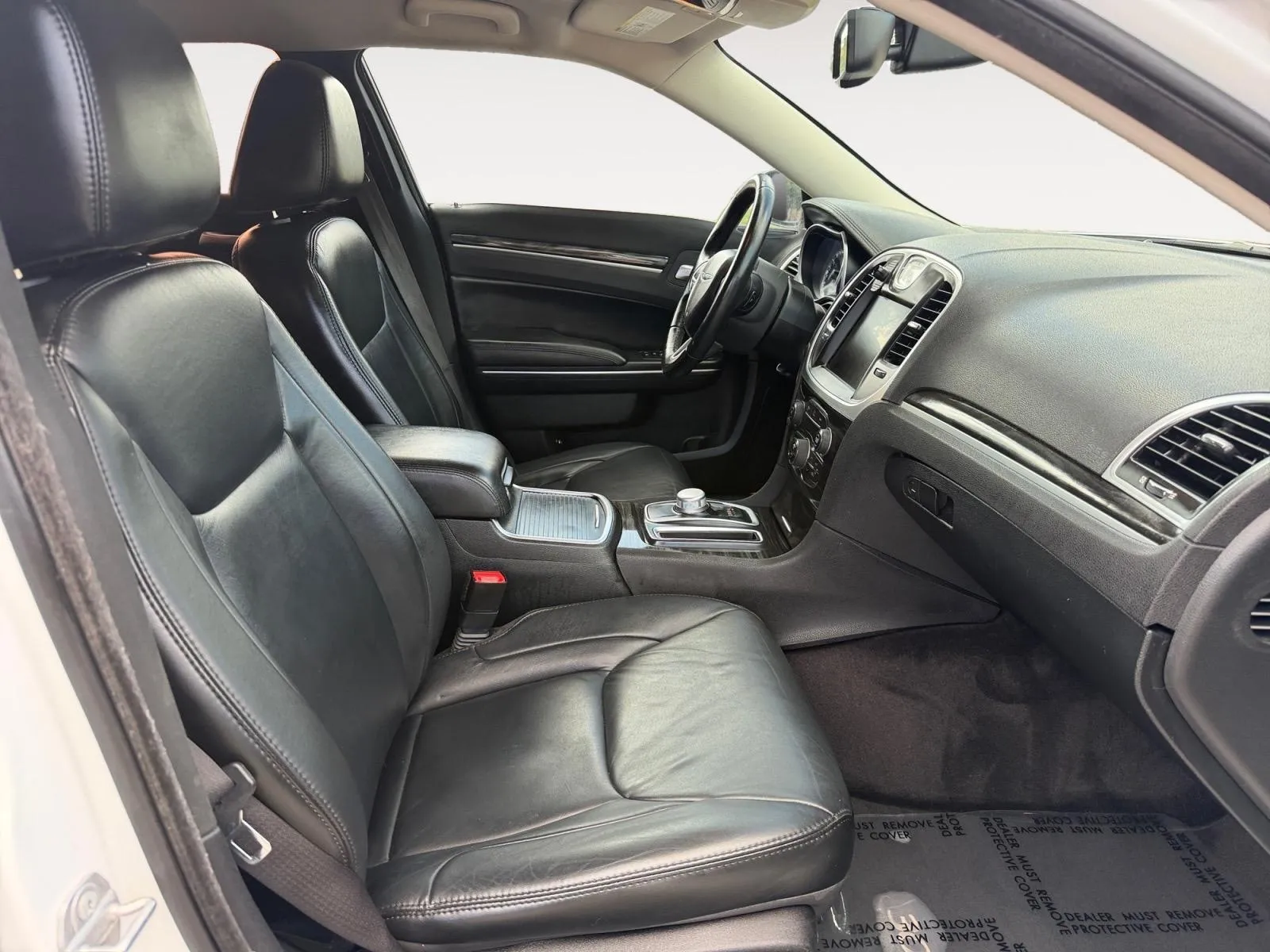 Chrysler 300 photo 24