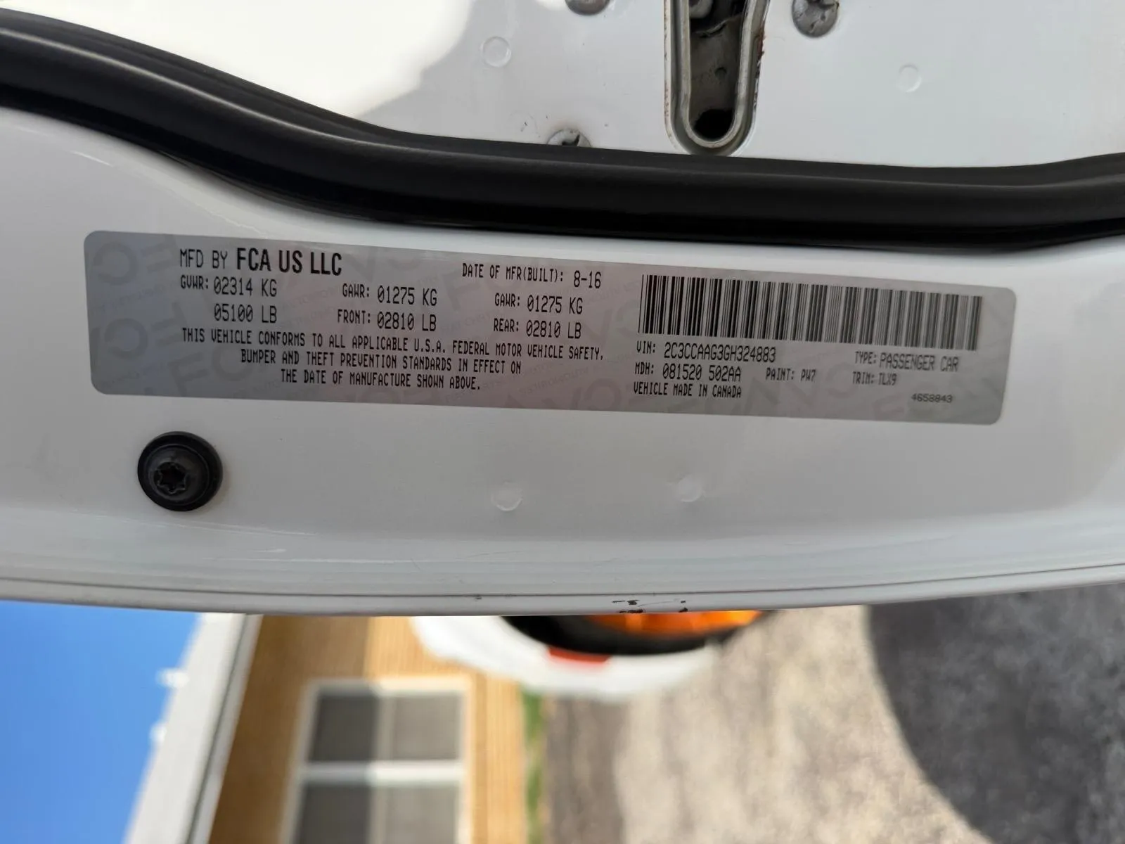 Chrysler 300 photo 17