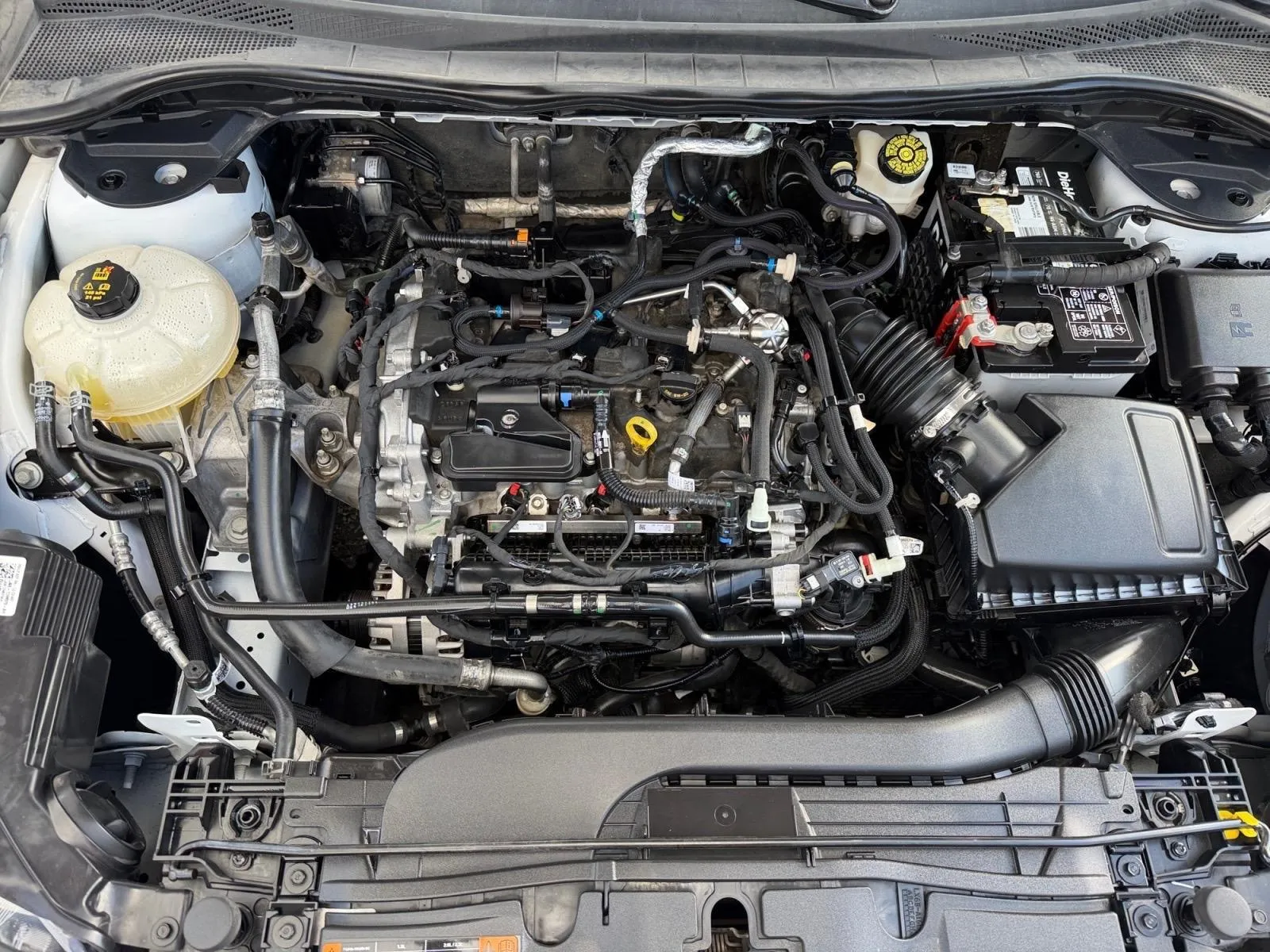Ford Escape photo 16