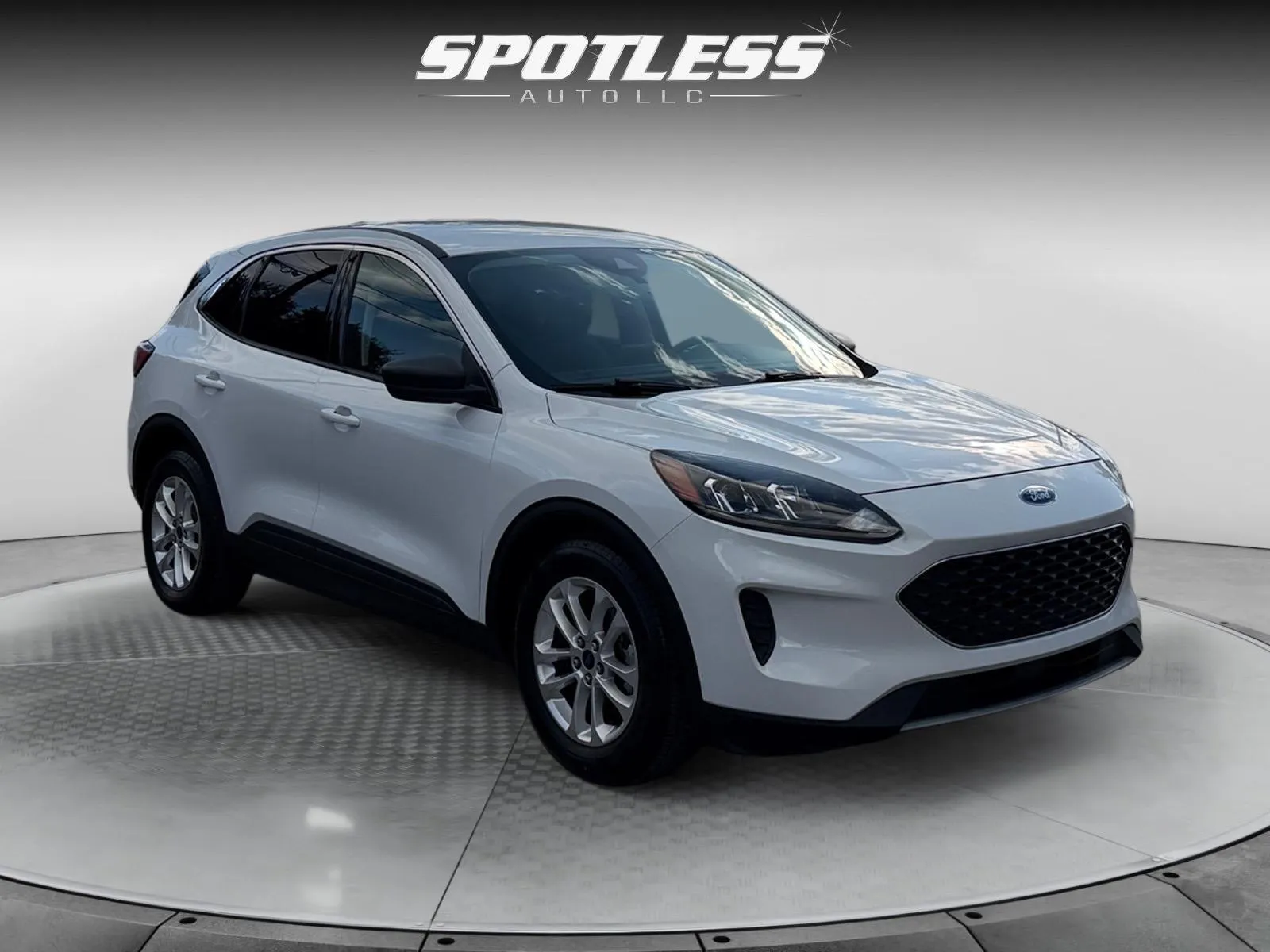 Ford Escape photo 11