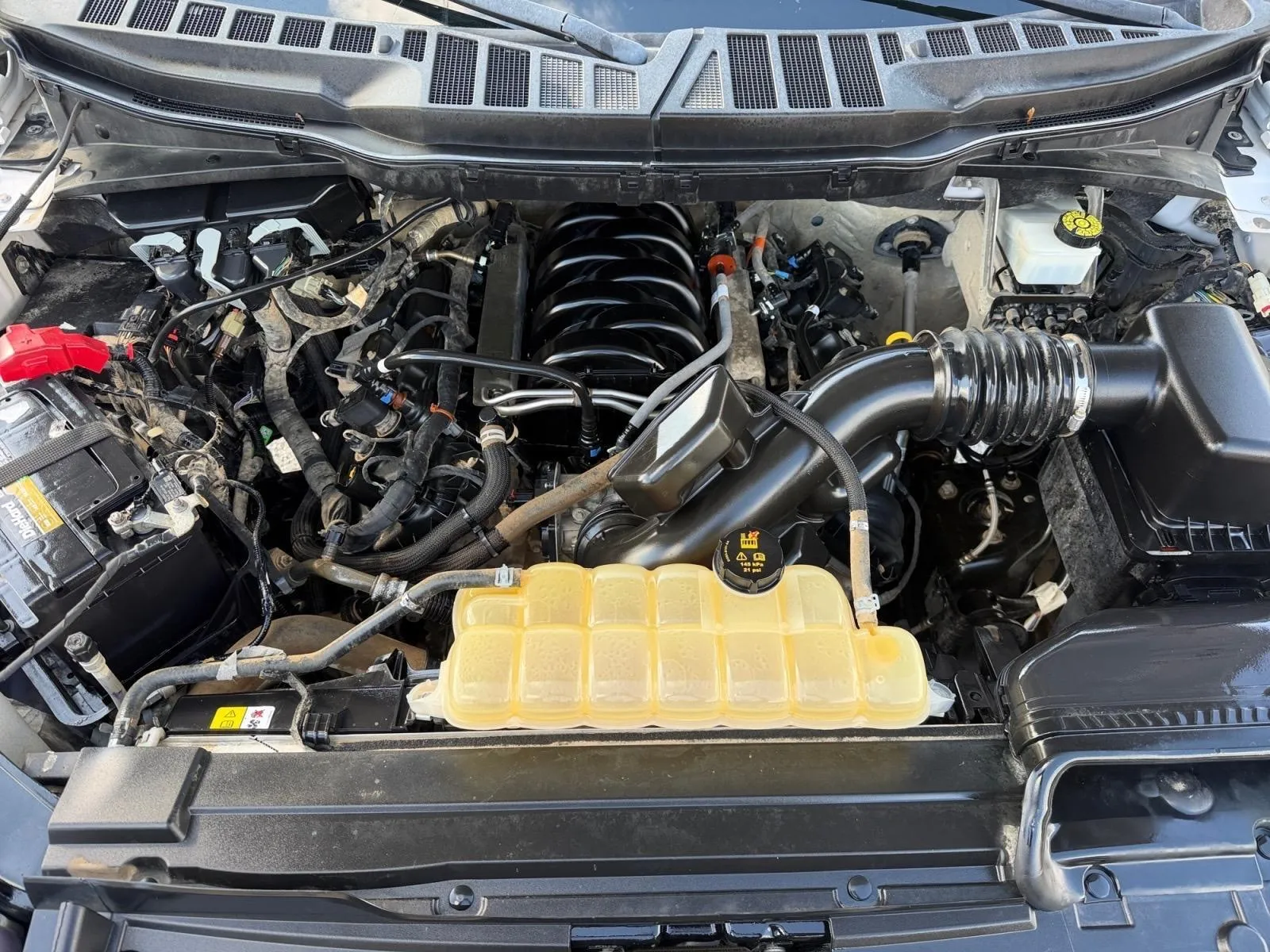 Ford F-150 photo 16