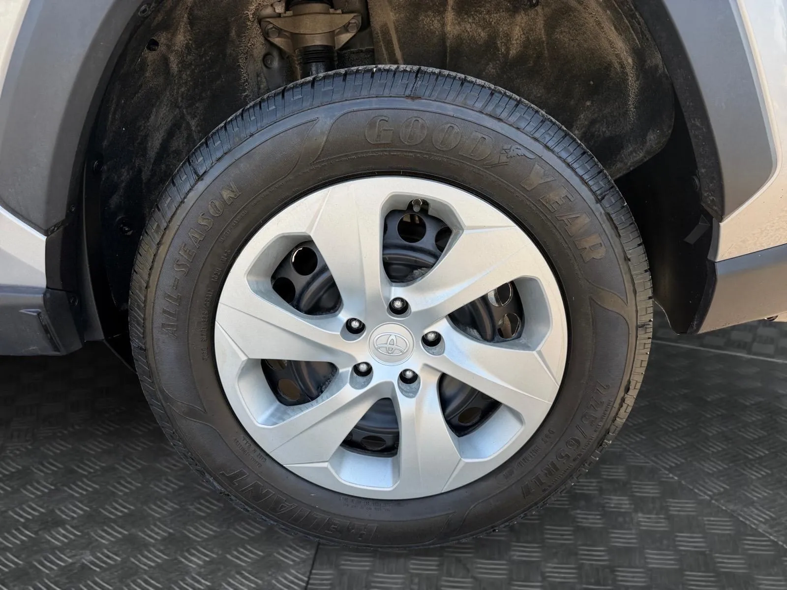 Toyota RAV4 photo 15