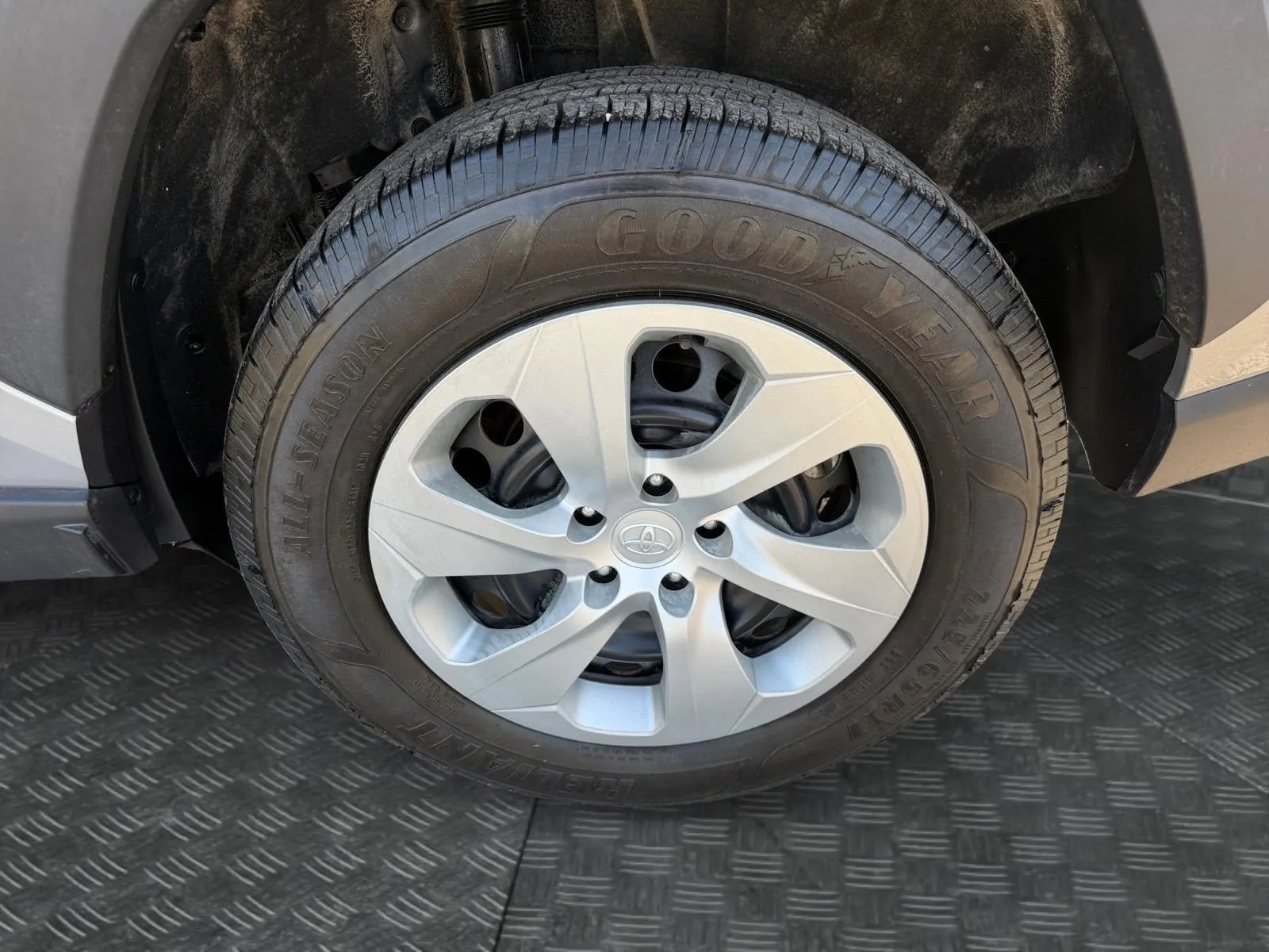 Toyota RAV4 photo 14
