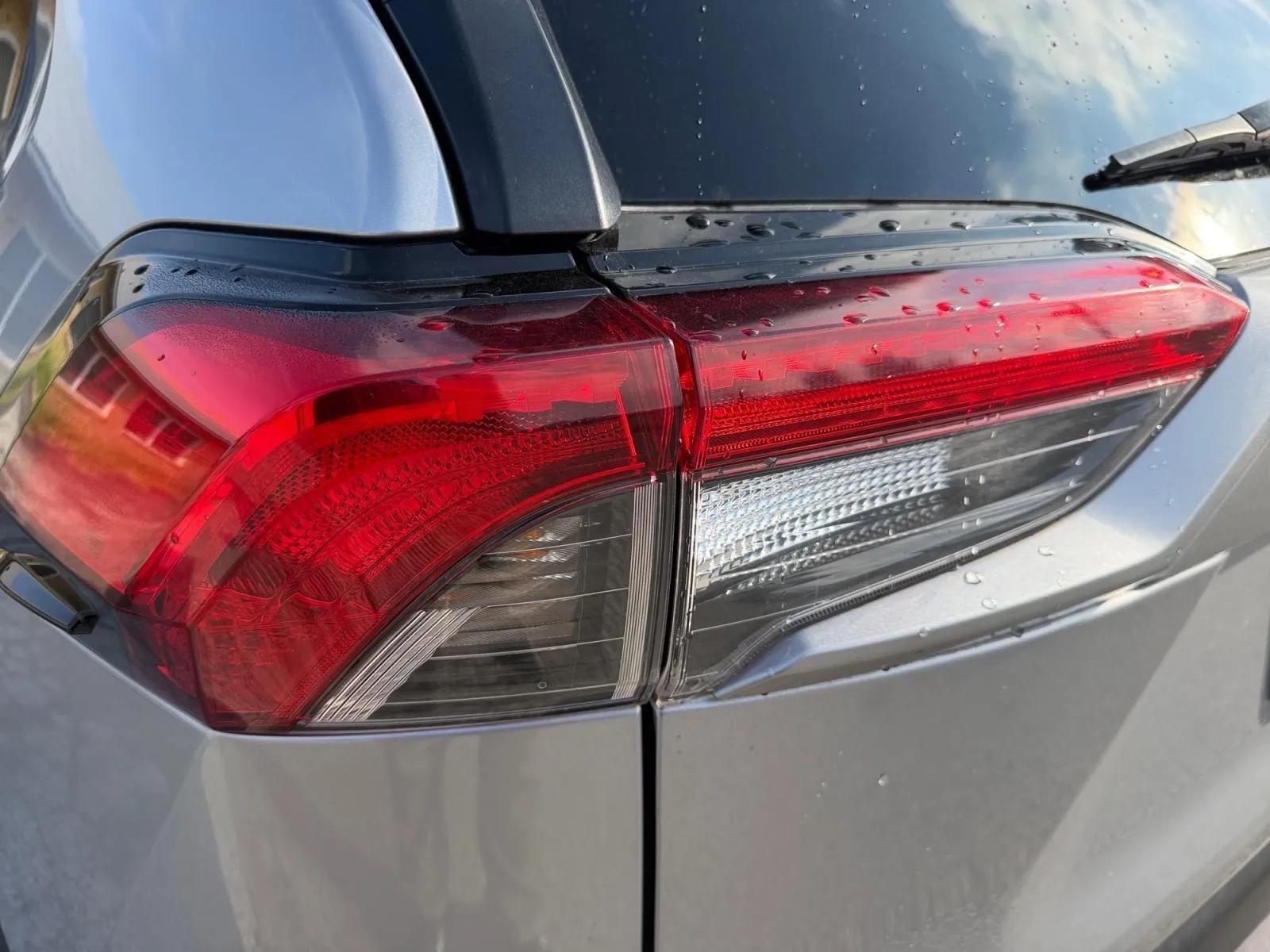 Toyota RAV4 photo 12