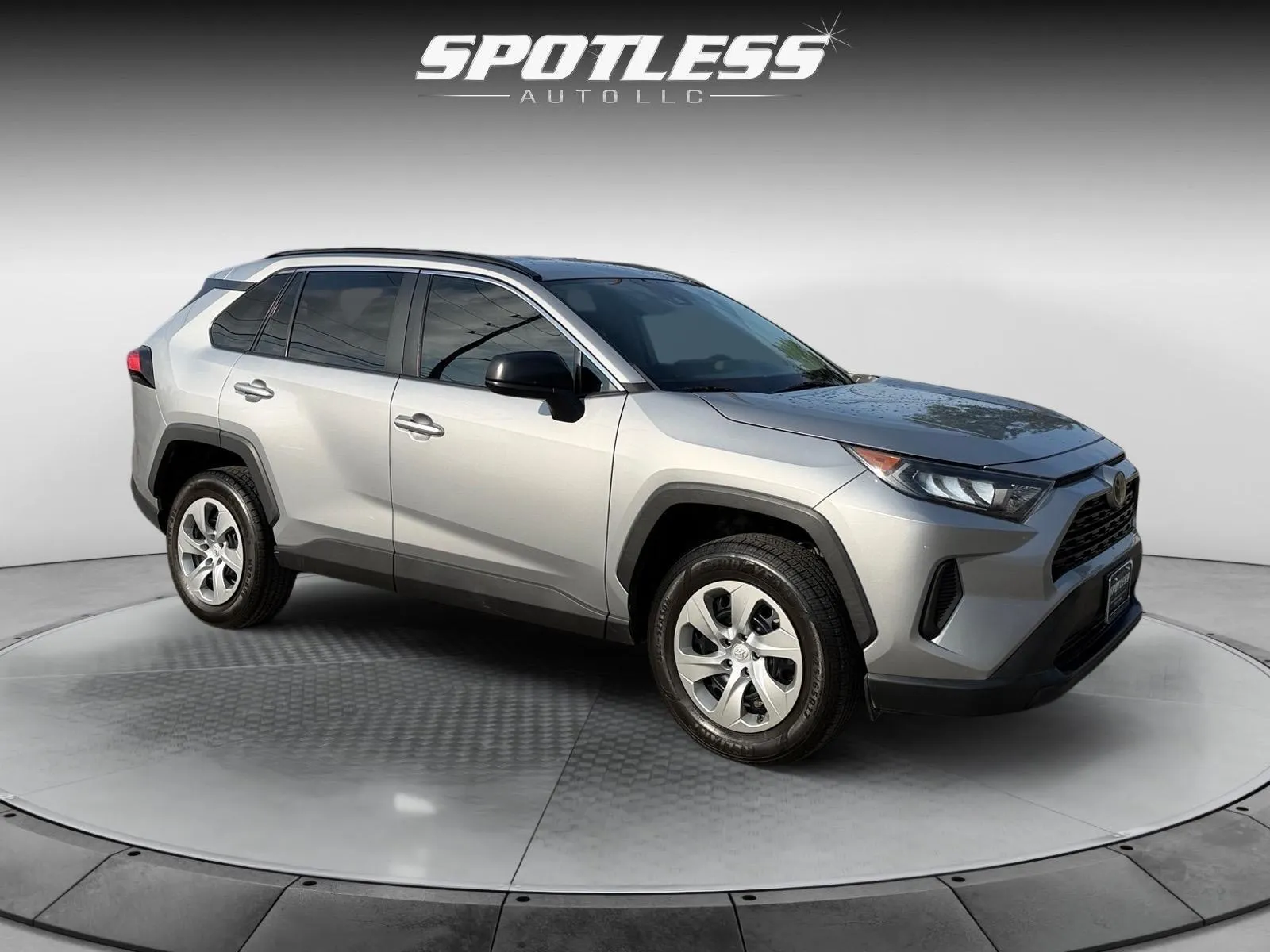 Toyota RAV4 photo 11