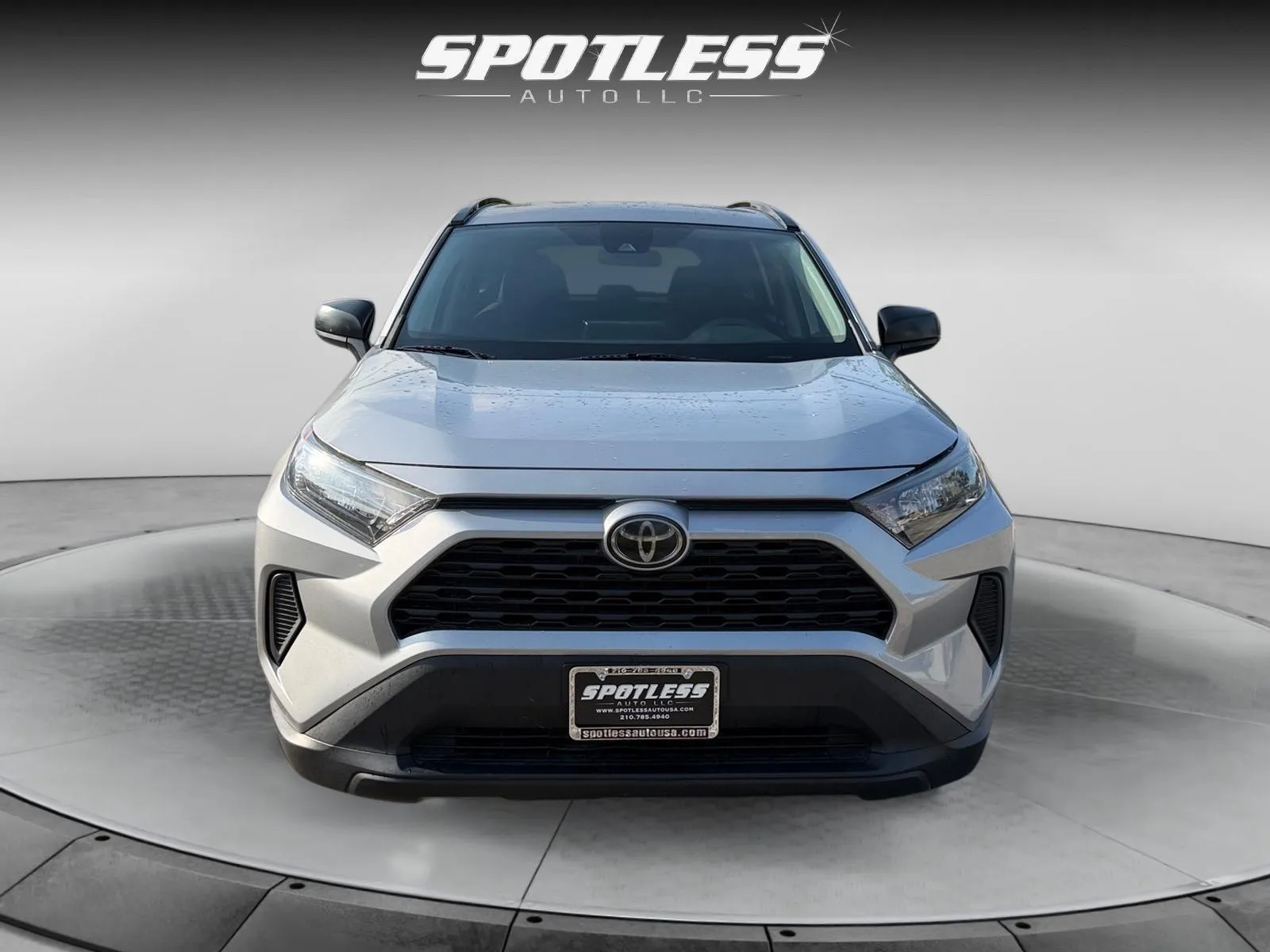 Toyota RAV4 photo 10