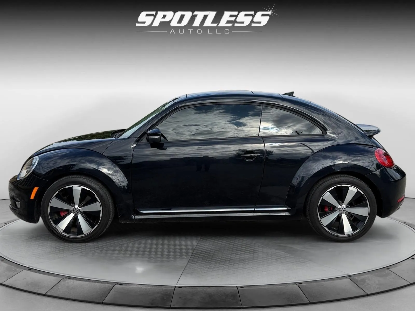 Volkswagen Beetle photo 4