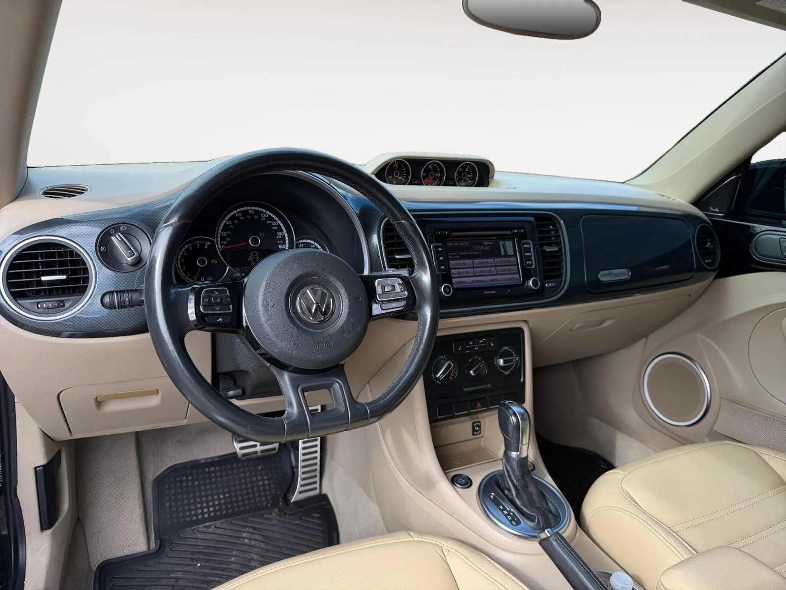 Volkswagen Beetle photo 20