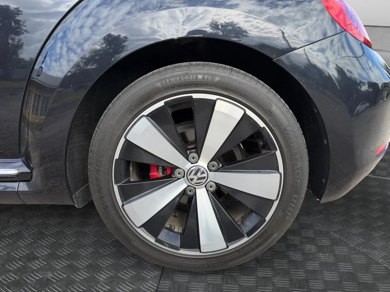 Volkswagen Beetle photo 15