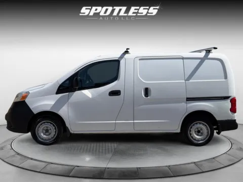 More photos of 2015 Nissan NV200 SV at Spotless Auto San Pedro, TX