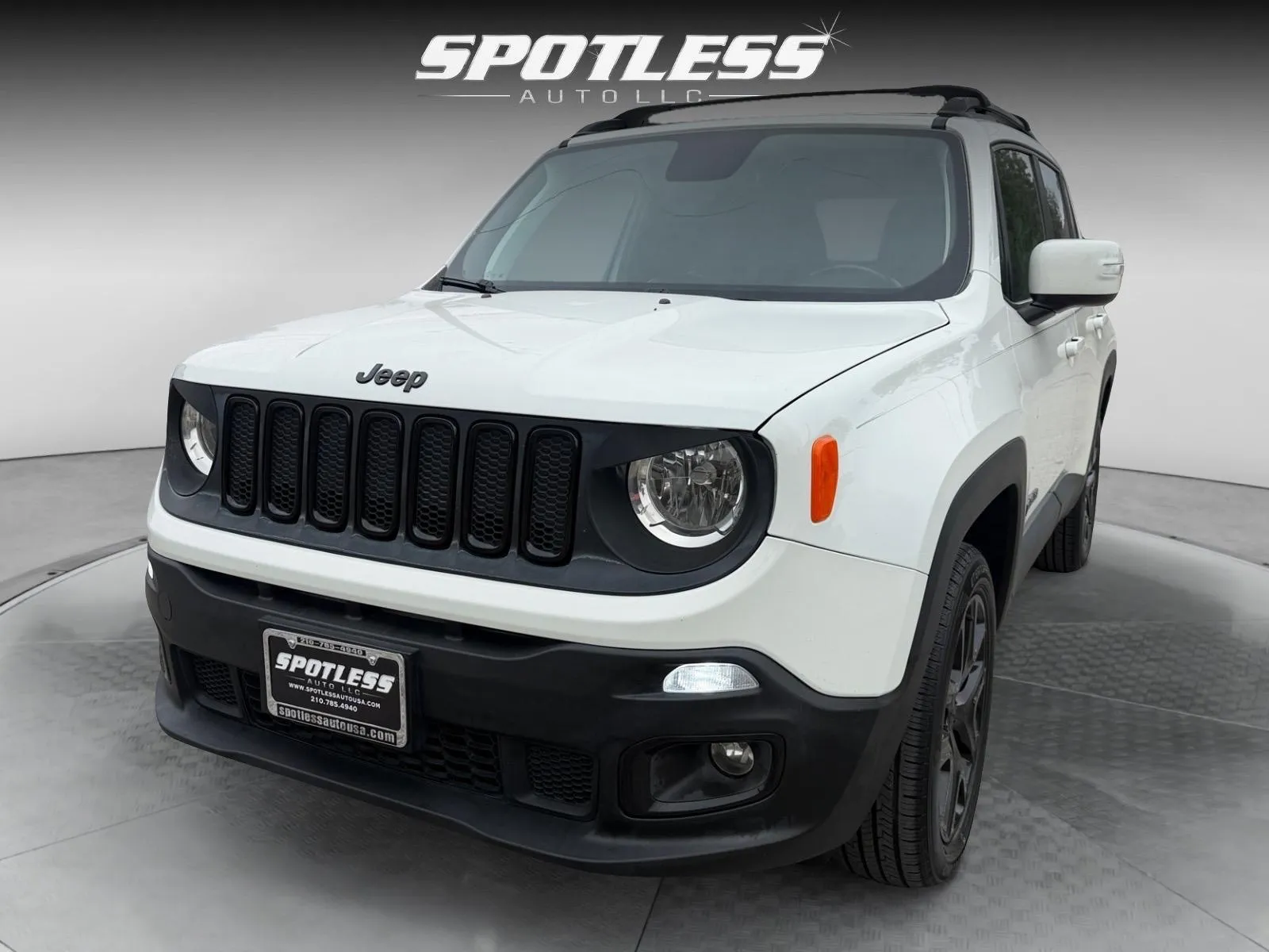 Jeep Renegade photo 3