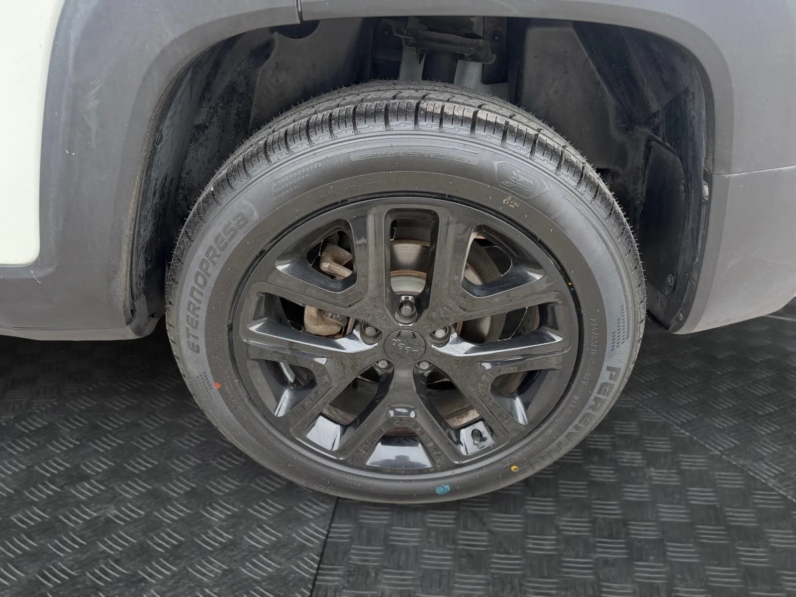 Jeep Renegade photo 14