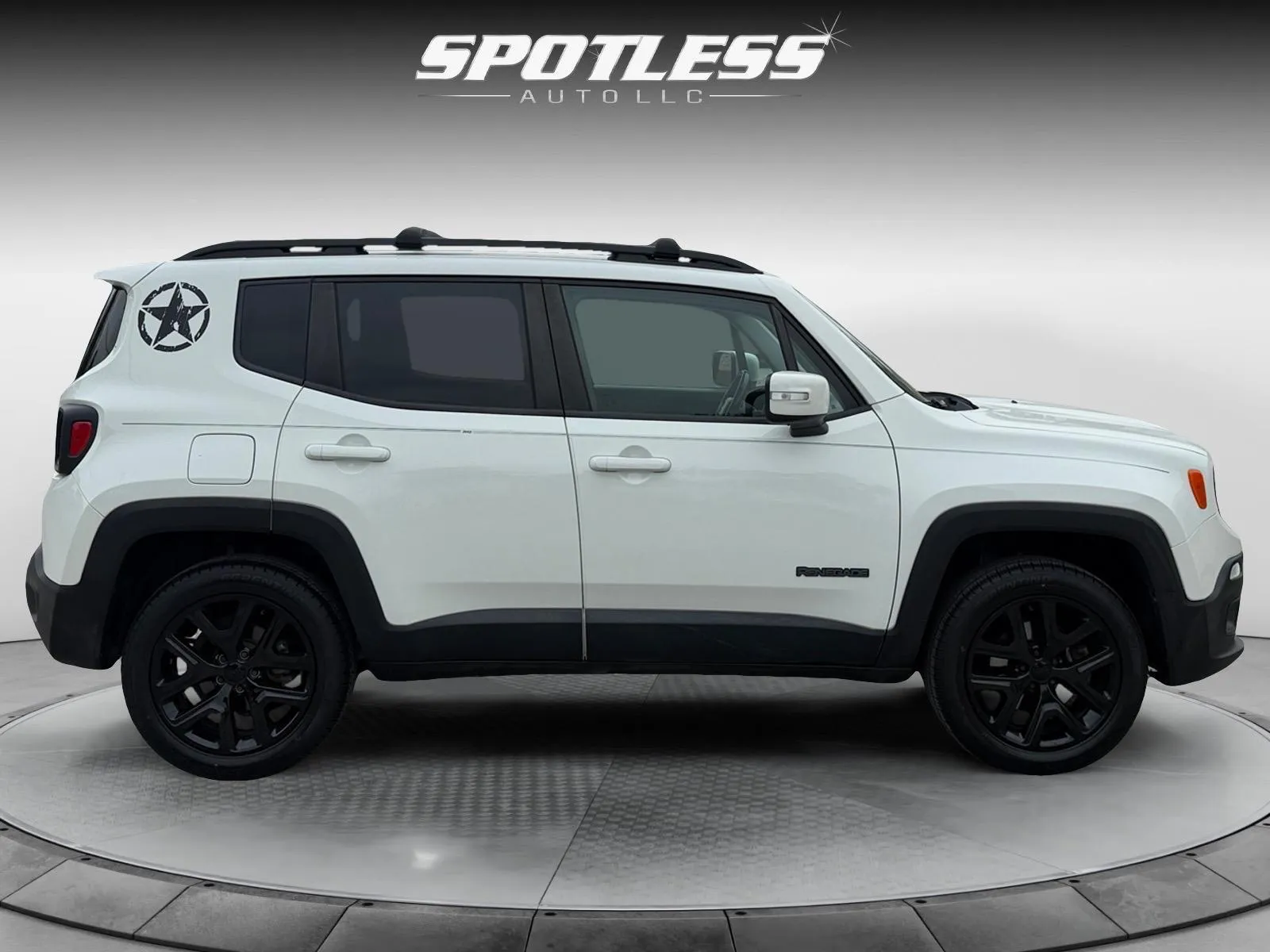 Jeep Renegade photo 8
