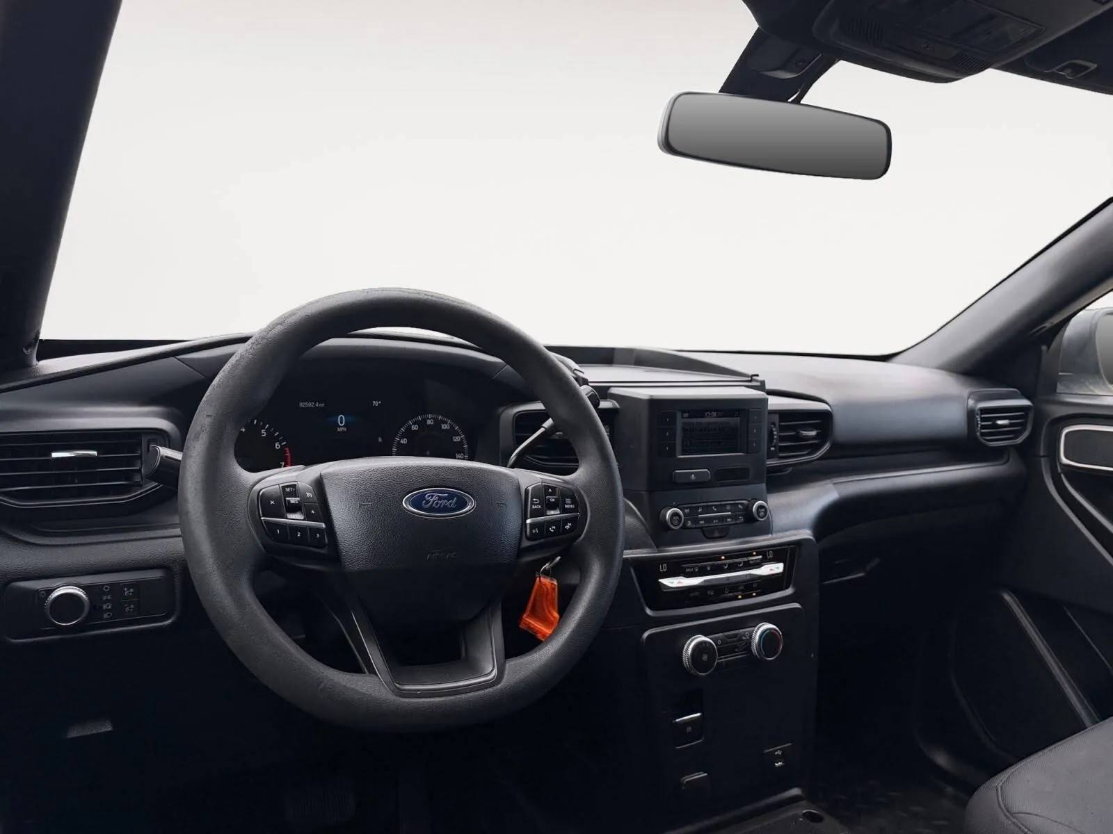 Ford Explorer photo 20