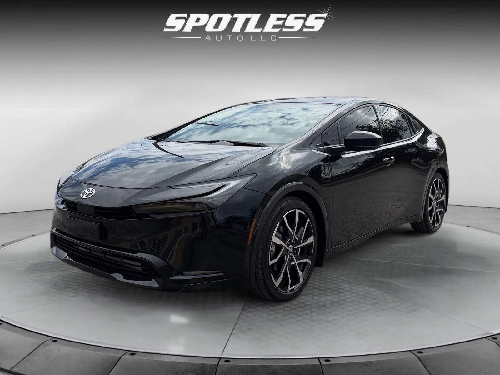 Black 2026 Toyota Prius Plug-in Hybrid XSE for sale in San Antonio, TX