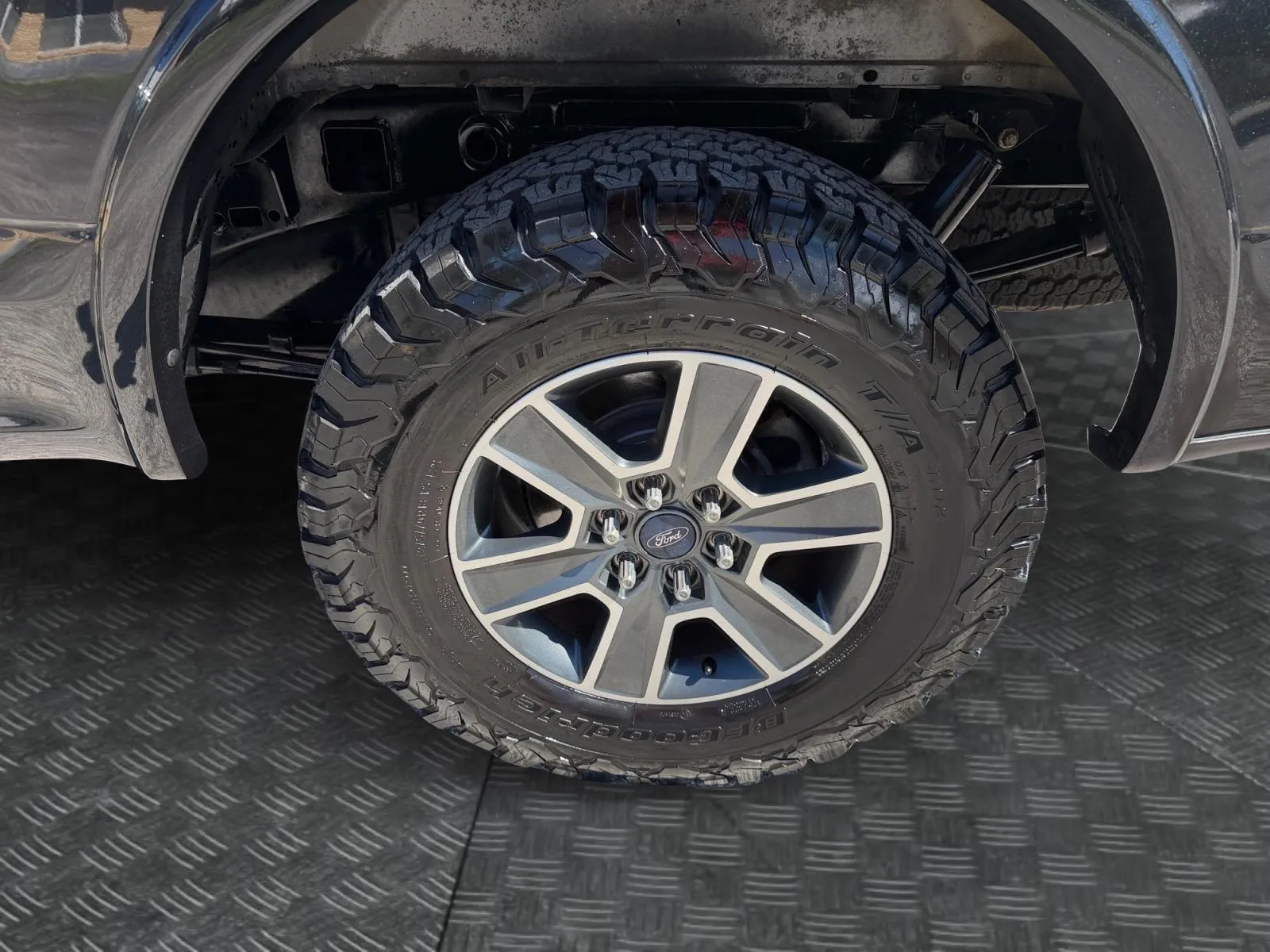 Ford F-150 photo 15