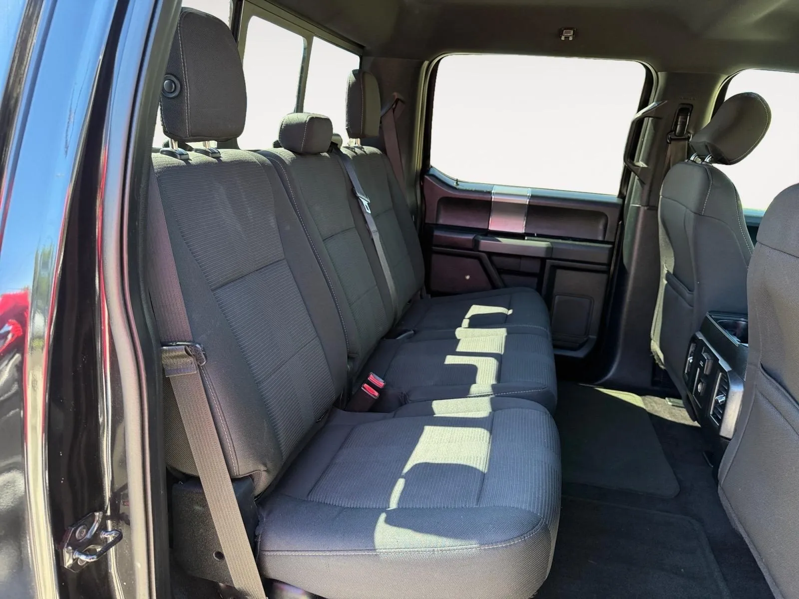 Ford F-150 photo 27