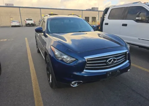 Another view of 2015 INFINITI QX70 for sale in San Antonio, TX at Spotless Auto San Pedro