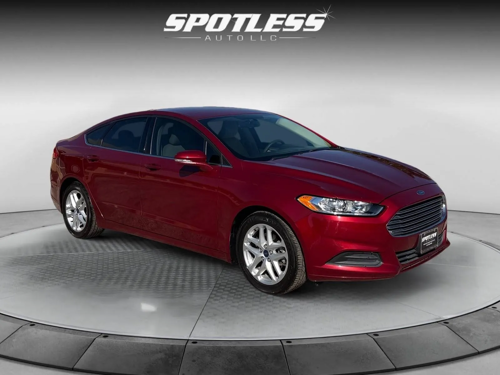 Ford Fusion photo 11