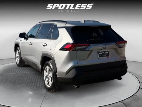 More photos of 2021 Toyota RAV4 Hybrid XLE at Spotless Auto San Pedro, TX