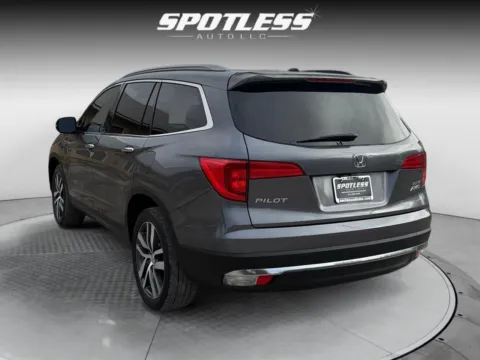 More photos of 2016 Honda Pilot Elite at Spotless Auto San Pedro, TX