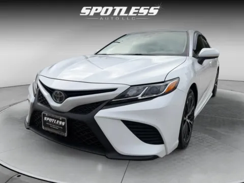 Another view of 2020 Toyota Camry SE for sale in San Antonio, TX at Spotless Auto San Pedro