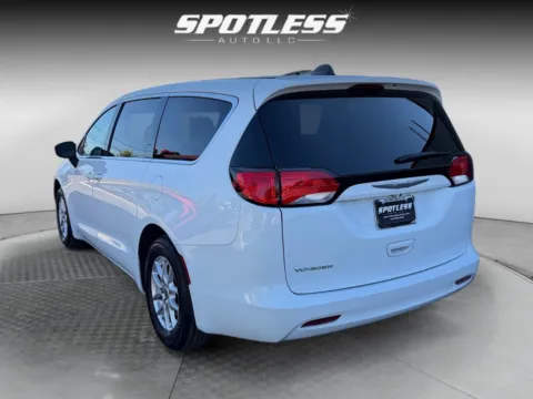 More photos of 2022 Chrysler Voyager LX at Spotless Auto Loop 1604, TX