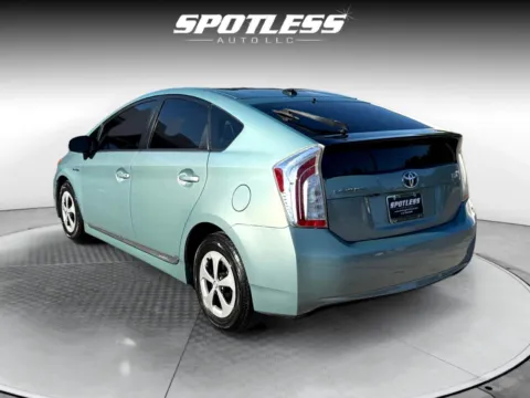 More photos of 2013 Toyota Prius Five at Spotless Auto Loop 1604, TX