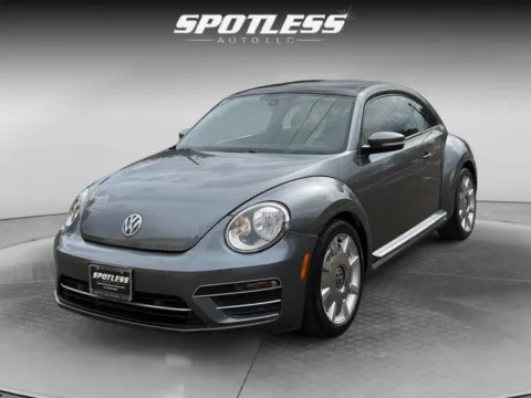 Gray 2017 Volkswagen Beetle 1.8T SE for sale in San Antonio, TX