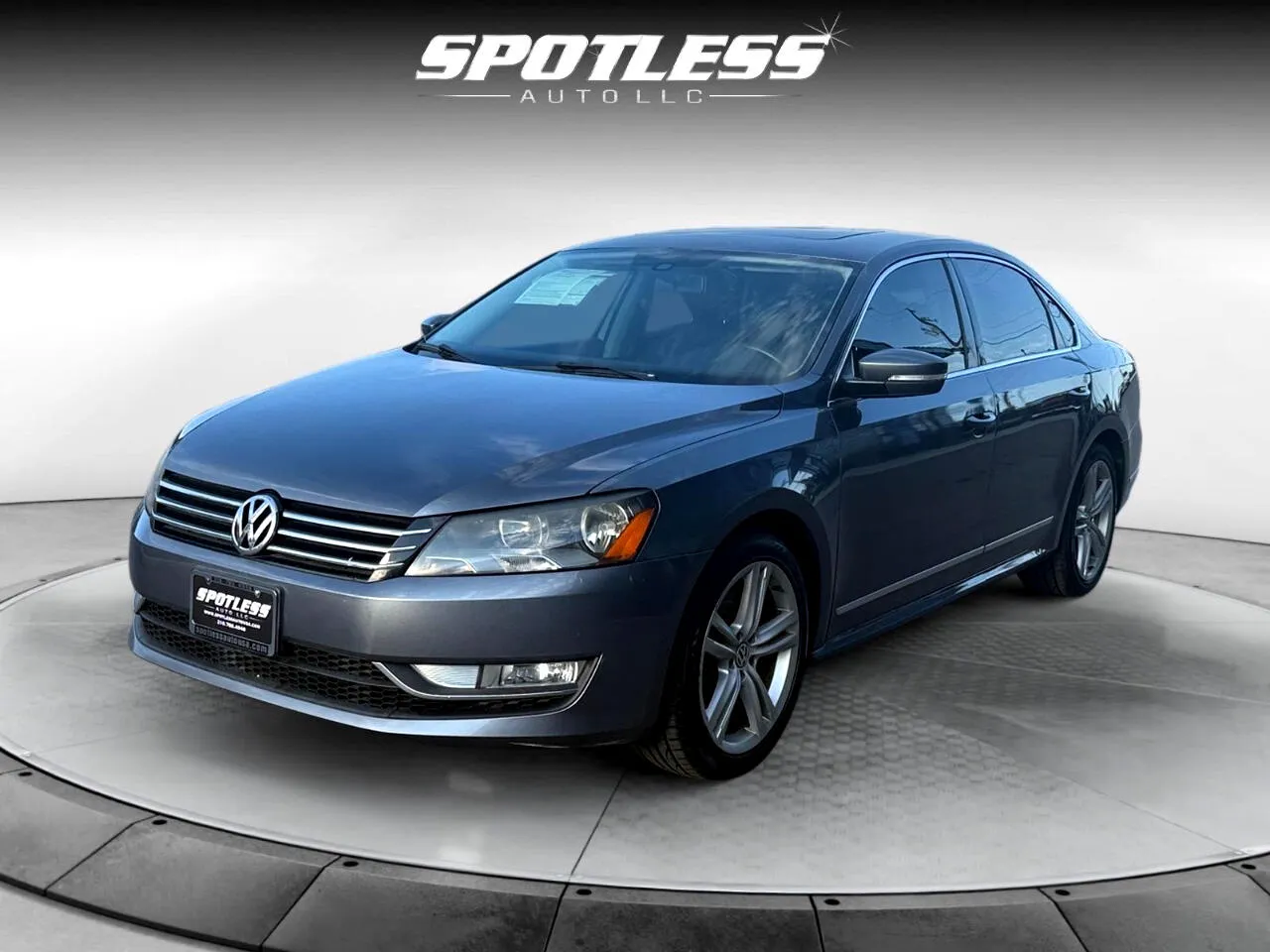 2015 Volkswagen Passat SE
