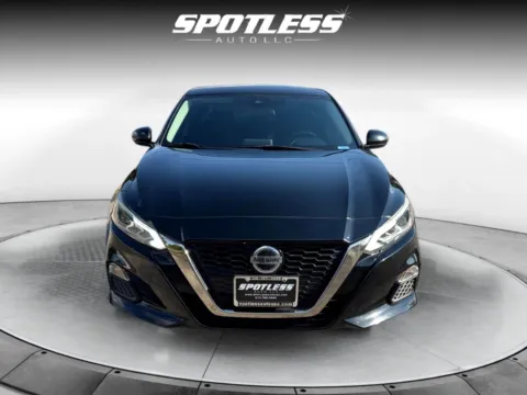 More photos of 2020 Nissan Altima 2.5 SR at Spotless Auto Loop 1604, TX