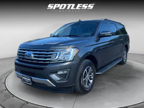 Gray 2018 Ford Expedition Max XLT for sale in San Antonio, TX