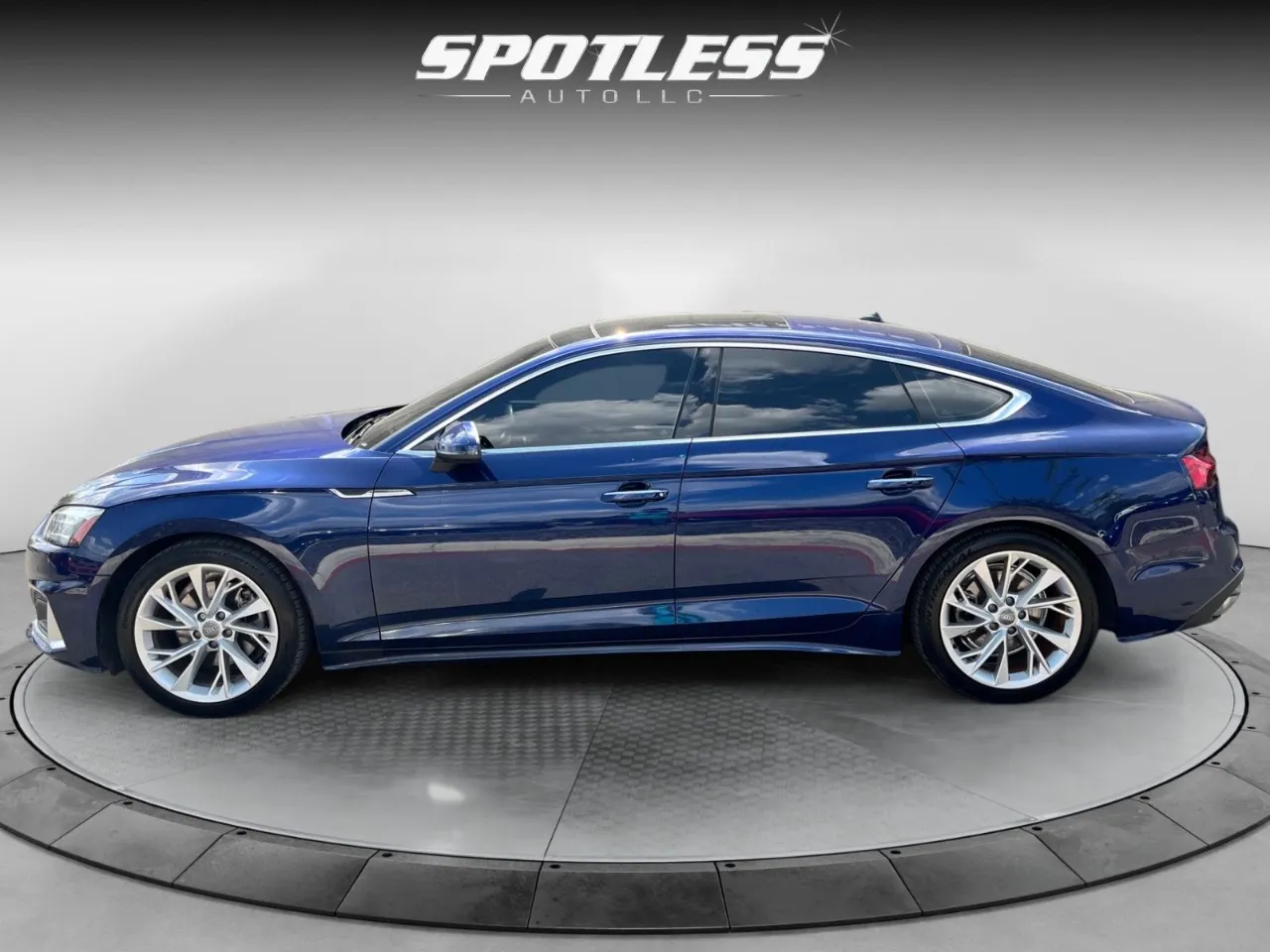 2021 Audi A5 Sportback Premium - Photo 3