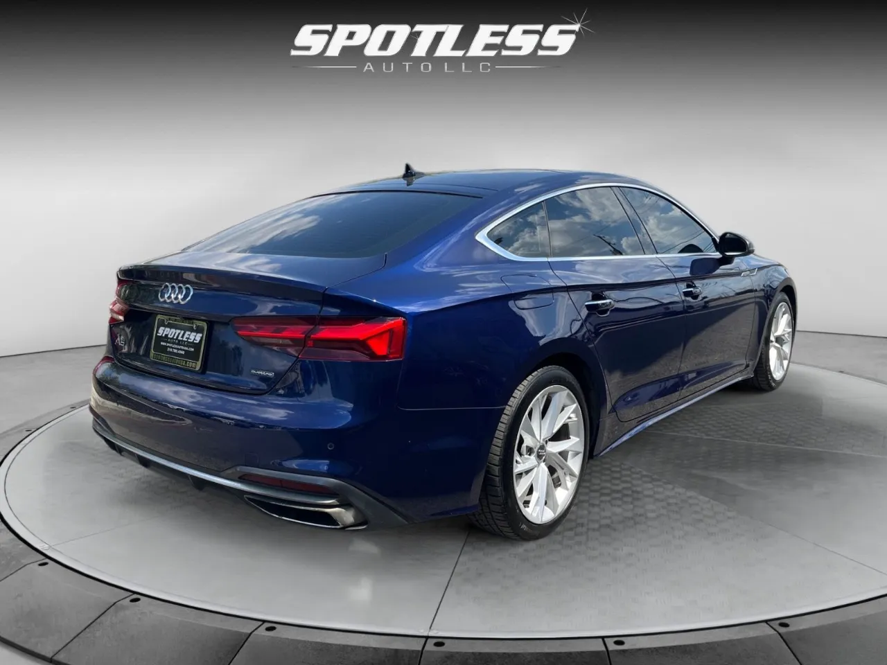 2021 Audi A5 Sportback Premium - Photo 9