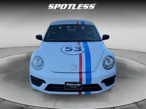 More photos of 2017 Volkswagen Beetle 1.8T at Spotless Auto Loop 1604, TX